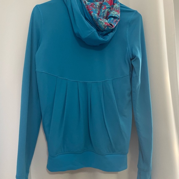 ivivva reversible athletic zip up - Picture 2 of 4